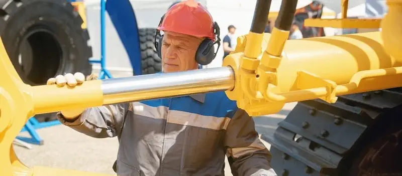 Backhoe maintenance