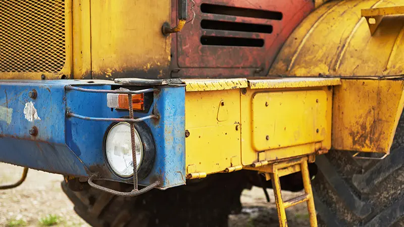 Heavy construction loader bulldozer to the construction area.